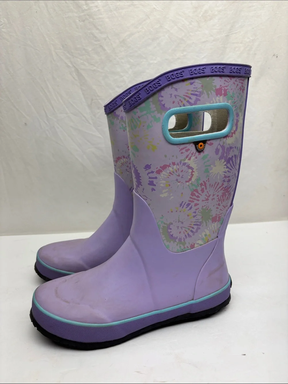 Bogs Purple Floral Kids Rain Boots with Mint Trim, SZ 4 big girl 2(BA)